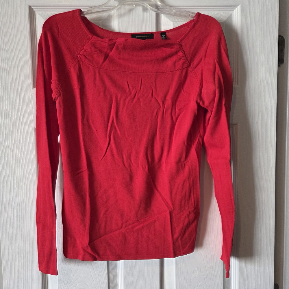 Women's‎ Red Long Sleeve Top